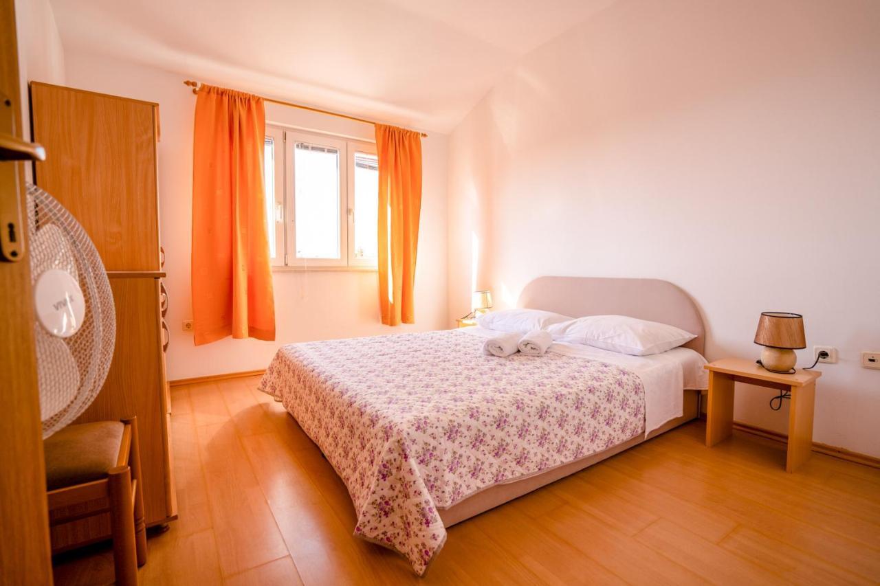 Valentin Apartment *